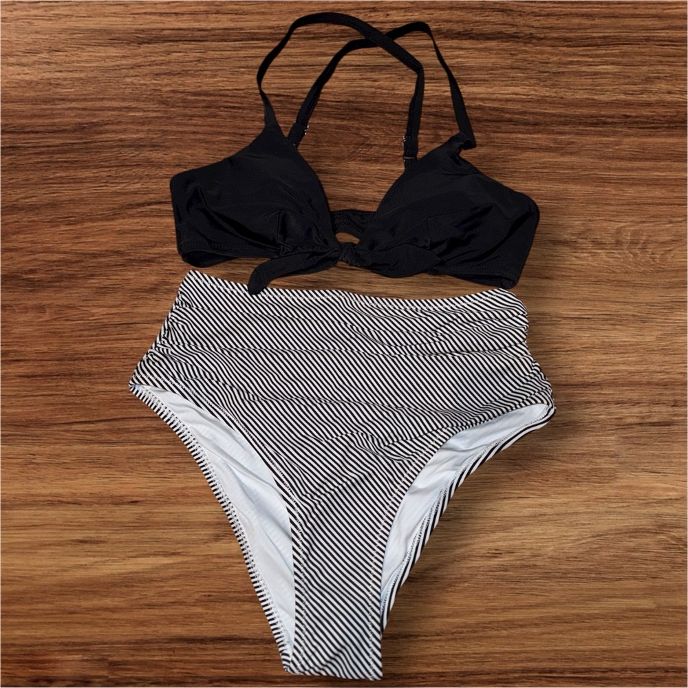 Cupshe Black and White Striped Bikini
